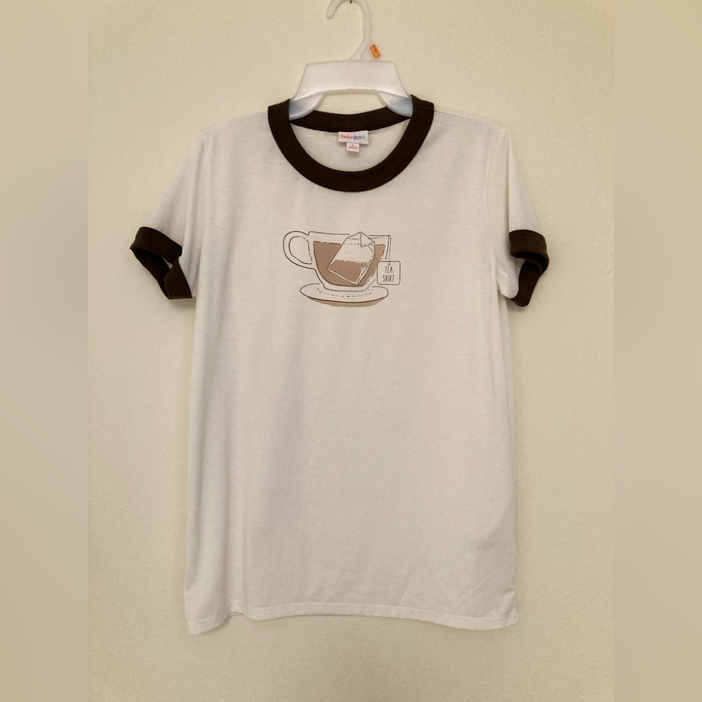 LuLaRoe Liv Tee Size S Cream Brown Tea Cup Graphic Short Sleeve Top